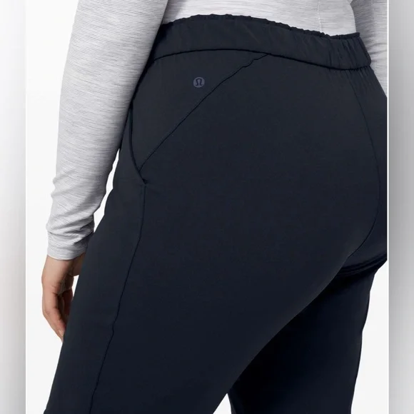 EUC Lululemon Keep Moving Pant 7/8 High-Rise 0 - Picture 5 of 12